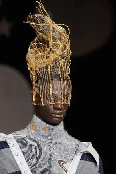 Look 216